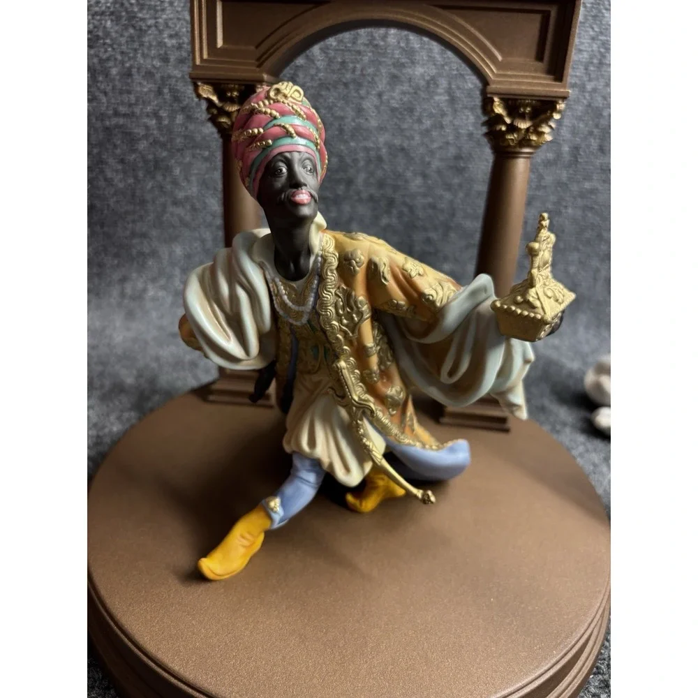 Vintage 1982 Franklin Mint The Vatican Nativity Set Large Set Christmas